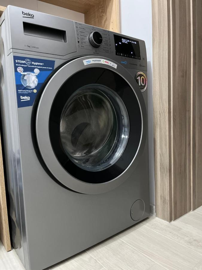 ティミショアラApartament Modern Cu O Cameraアパートメント エクステリア 写真